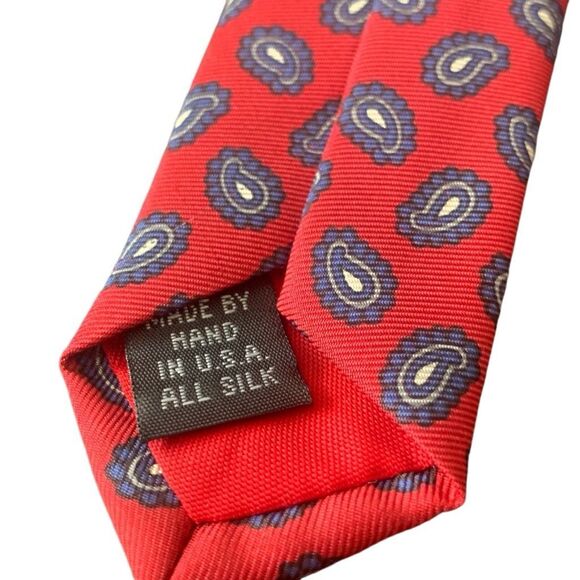 Pre Owned Men’s Jos A. Bank Clothiers Tie Neck Tie Necktie All Silk Handmade - Picture 3 of 5